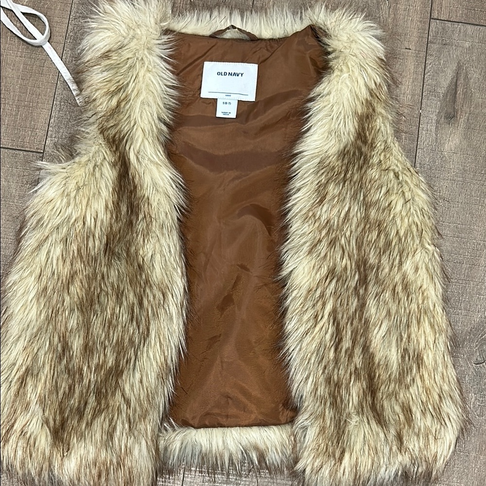 Old Navy Faux Fur Layering Vest